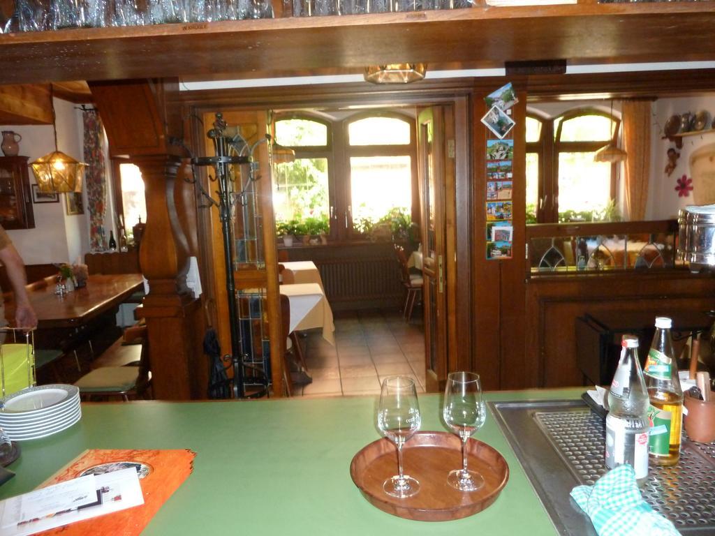 Gasthaus Zum Hirschen ستوفت ام بريسغو المظهر الخارجي الصورة