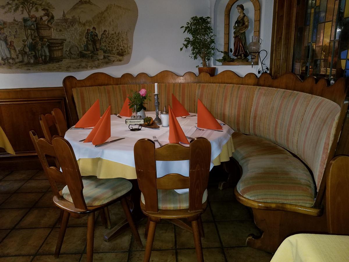 Gasthaus Zum Hirschen ستوفت ام بريسغو المظهر الخارجي الصورة